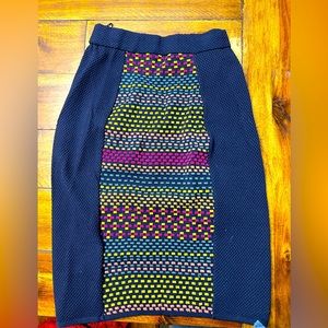 Missoni bodycon skirt, gorgeous pattern in blue 🌟